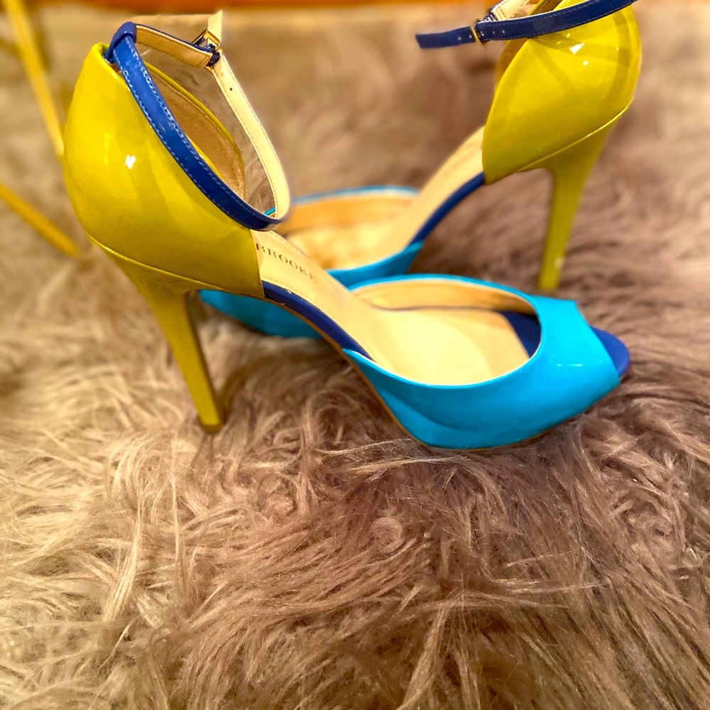 Audrey Brooke Stiletto Peep Toe